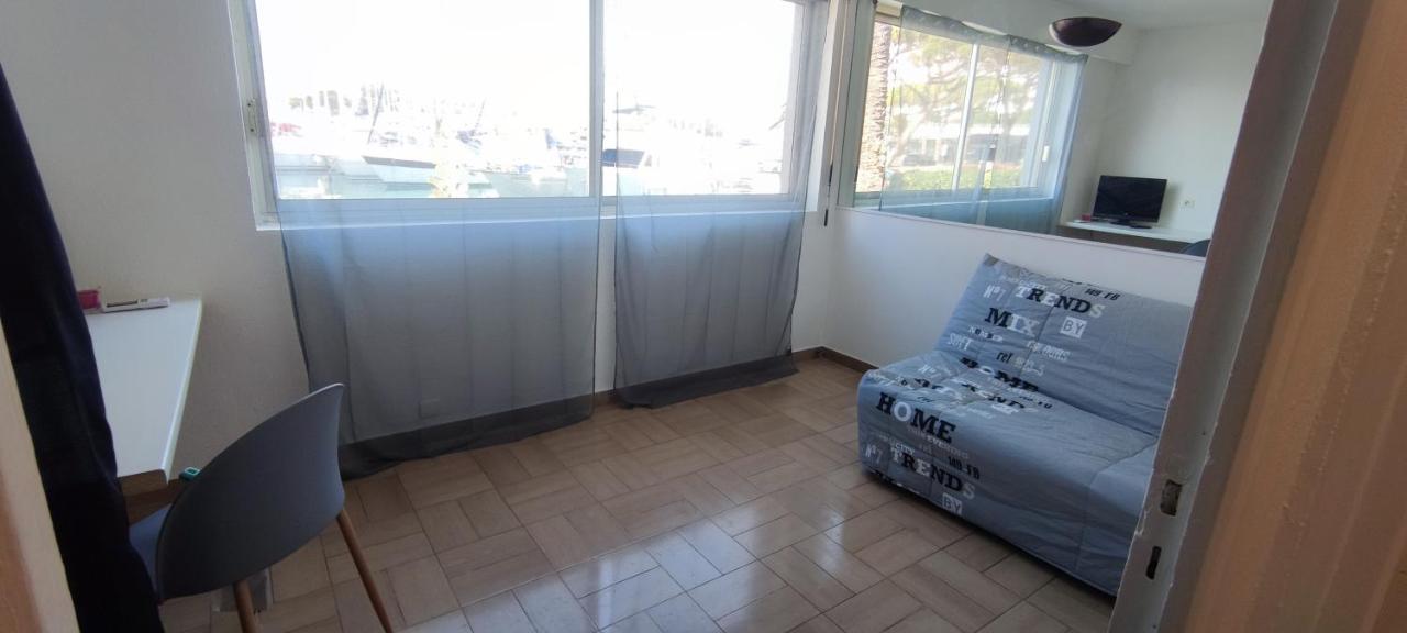 Studio Meuble Marina Villeneuve-Loubet 06 Екстериор снимка
