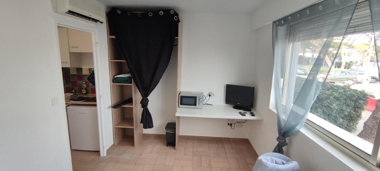 Studio Meuble Marina Villeneuve-Loubet 06 Екстериор снимка